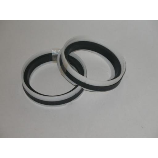 3300234 Hiab 070, Hiab 071, Hiab 080, Hiab 090, Hiab 650 Slew Seal Kit